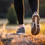 Apa yang dilakukan jalan kaki untuk seseorang: para ahli menyebutkan 15 manfaat utama Apa yang dilakukan jalan kaki untuk seseorang: para ahli menyebutkan